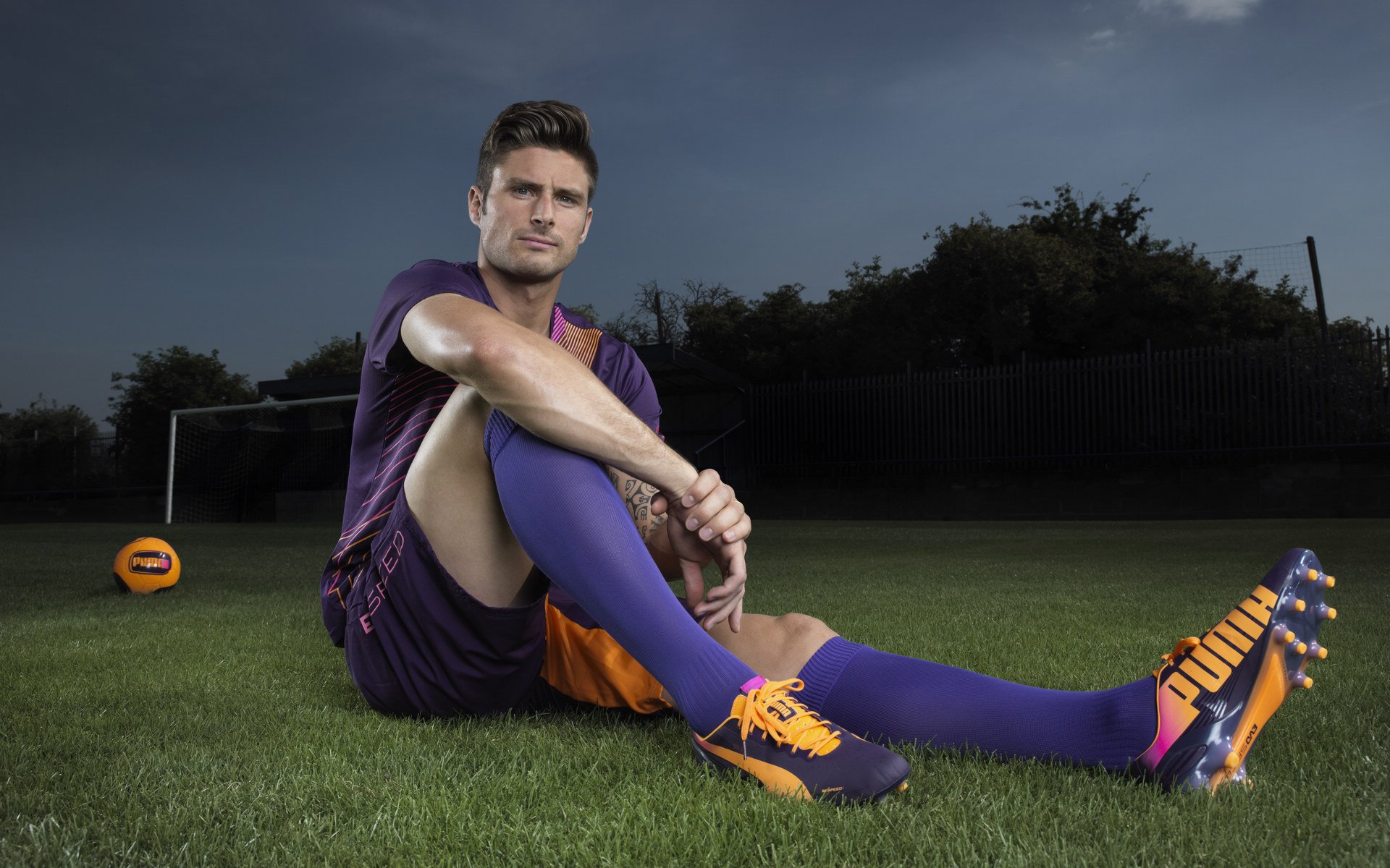 清晨足球风云,纽卡斯尔社区盾调整,瓦伦西亚欧联应变,罗马中超里程碑震撼全球球迷,清晨足球动态,纽卡社区盾调整、瓦伦西亚欧联应变、罗马中超里程碑震撼全球